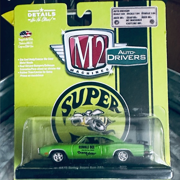 M2 Machines® Auto-Drivers 1970 Dodge Super Bee 383 Green R50 18-02 - Picture 3 of 3
